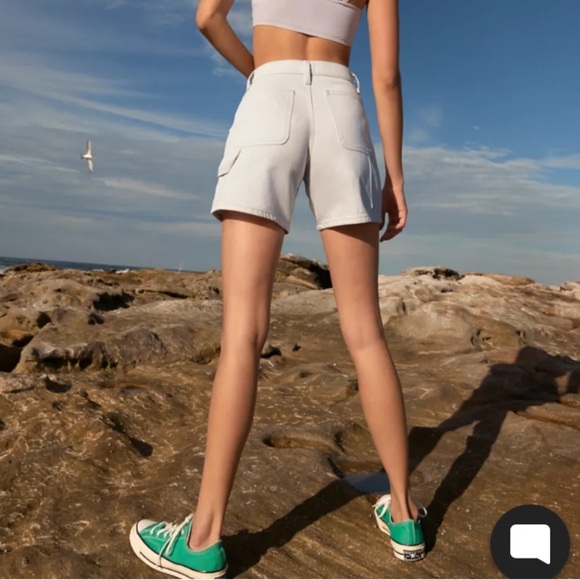 Aritzia Sunday Best Demo Cargo Short in Sandstorm - Picture 15 of 15